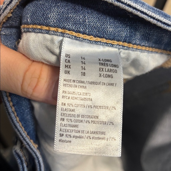 American Eagle Outfitters Ripped Blue Boyfriend Jeans - Picture 5 of 5